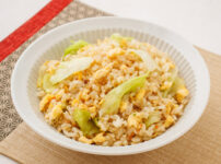 簡単！人気の定番レタス炒飯（チャーハン）のレシピ