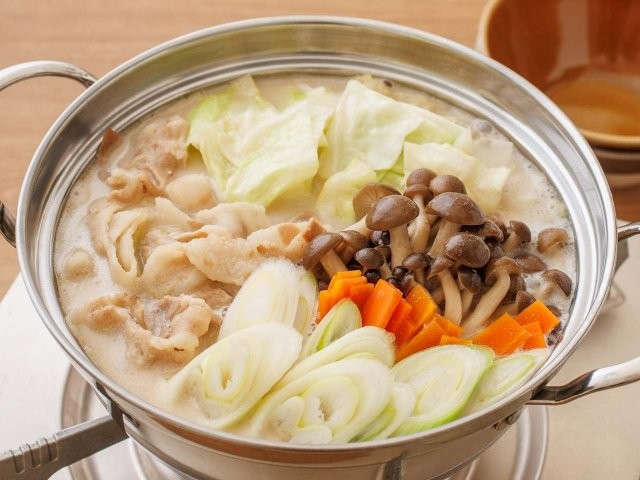 牛乳を使ったとんこつ鍋のレシピ